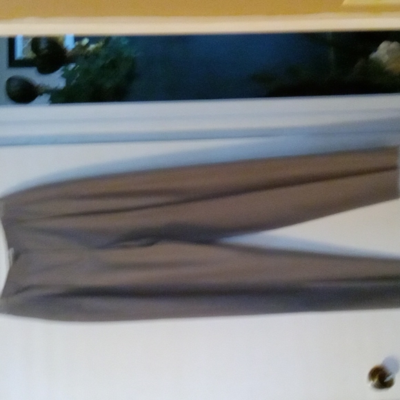 Giorgio Armani, size 4, gray